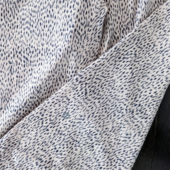 Lululemon Step Lively CropDottie Dash Grain Black - Picture 8 of 10